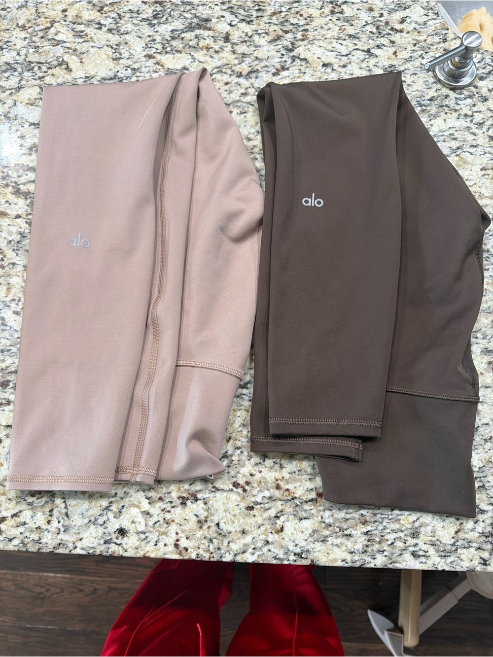ALO Yoga 7/8 airlift legging bundle — M